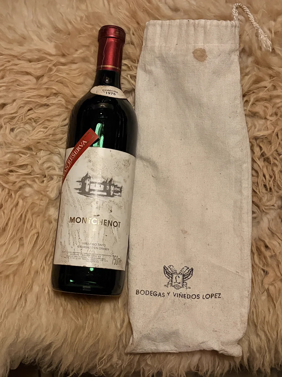 Montchenot Cosecha 1975 — Bodegas y Viñedos López